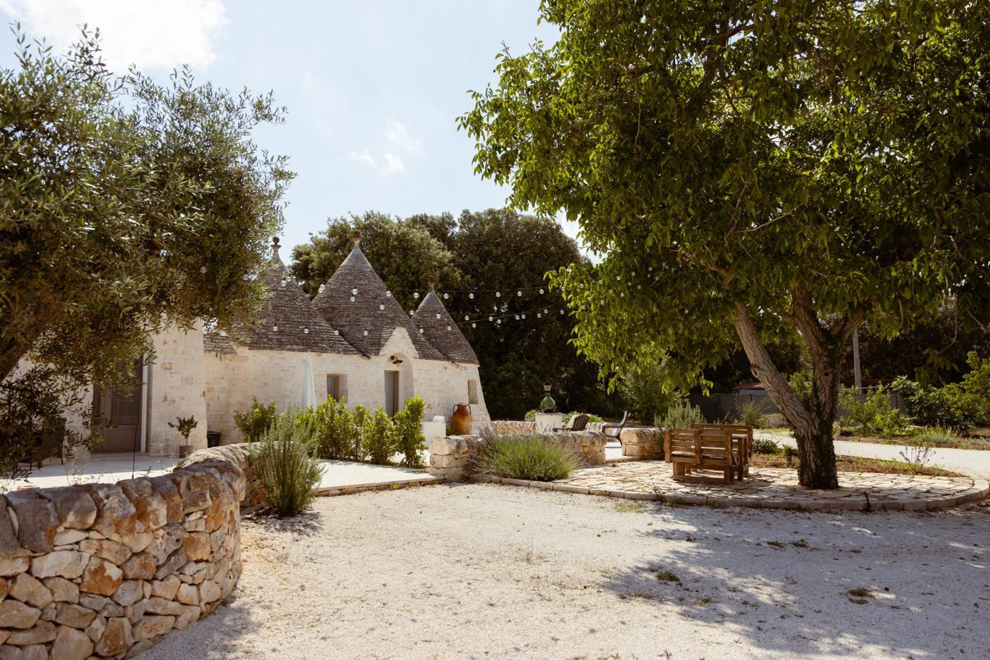Il Trullo Di Pozzallegro Locorotondo Exteriör bild